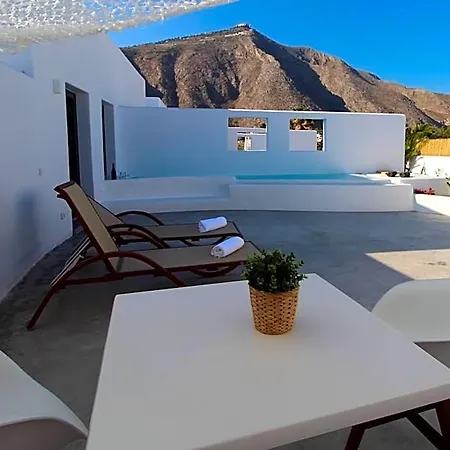 Hotel Filira Perissa (Santorini)