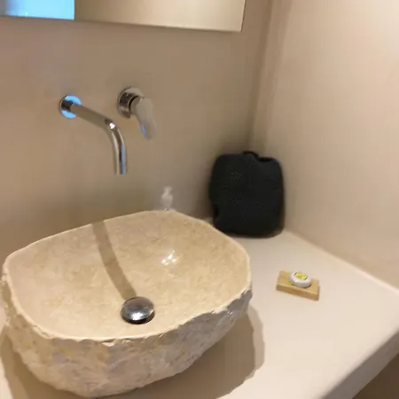 فيليرا سويتس